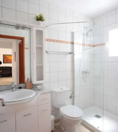 アパート Sleeps 4 Pool T691606